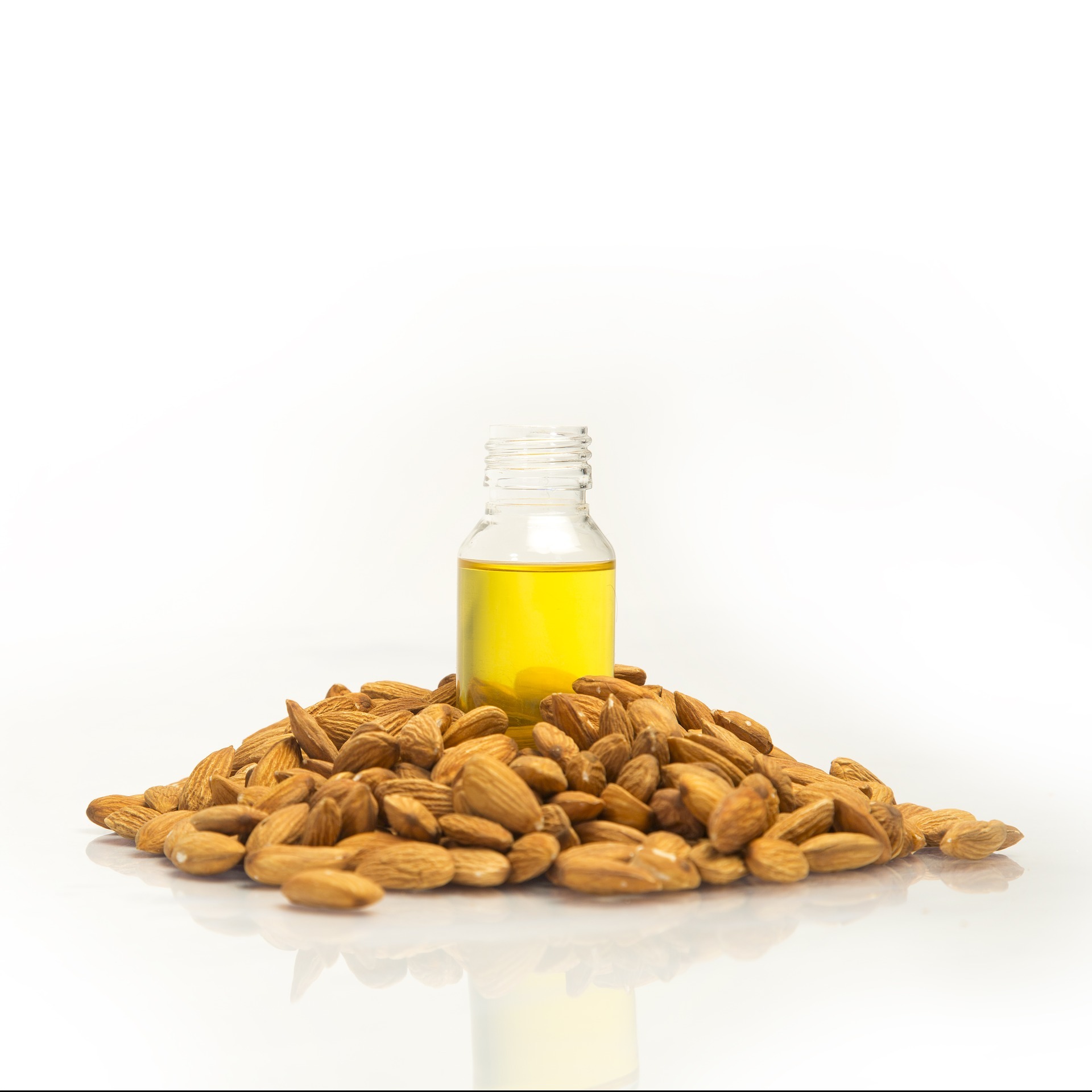 VEGETABLE OILS, NATURAL ALLIED TO BEAUTY